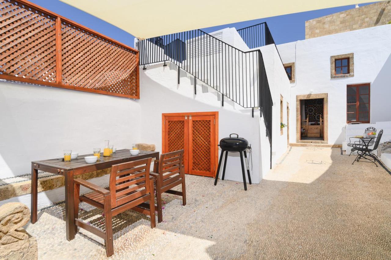 Villa Nouna ลินดอส ภายนอก รูปภาพ
